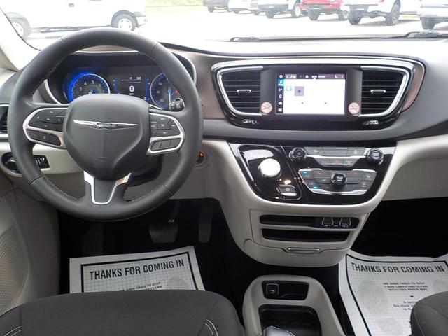 Photo of 2023 Black Chrysler Voyager