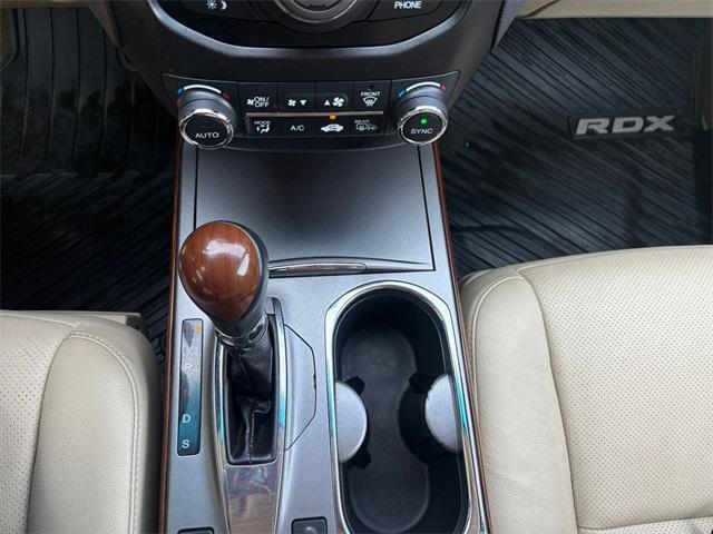 Photo of 2015 Graphite Luster Metallic Acura RDX