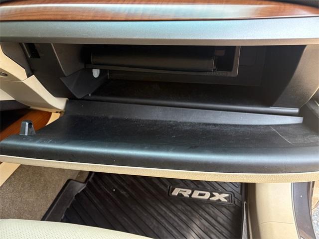 Photo of 2015 Graphite Luster Metallic Acura RDX