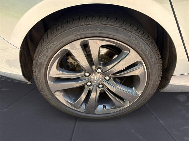 Photo of 2023 Lunar Silver Metallic Acura TLX