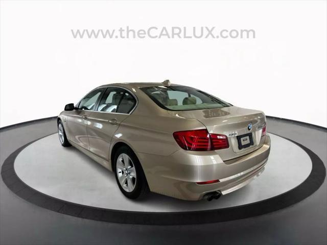 Photo of 2013 Gold BMW 528