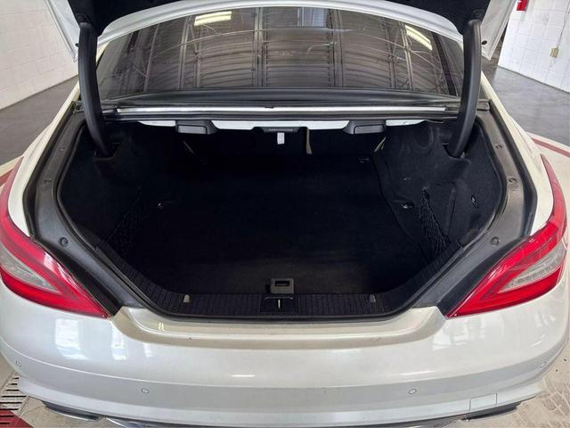 Photo of 2012 White Mercedes-Benz CLS-Class