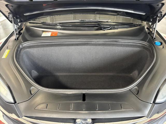 Photo of 2016 Titanium Metallic Tesla Model X