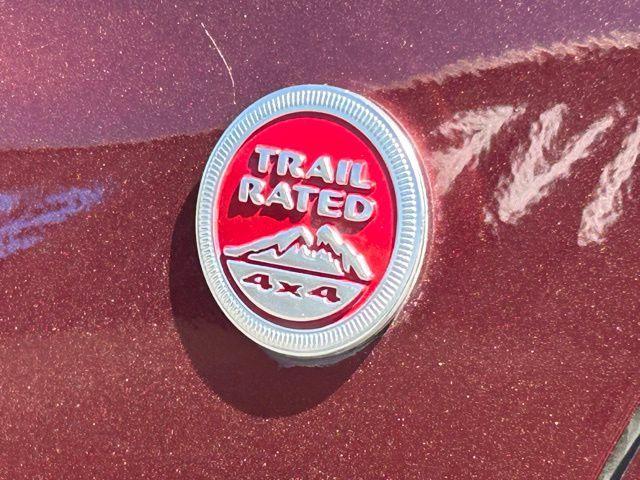 Photo of 2019 Velvet Red Pearlcoat Jeep Cherokee