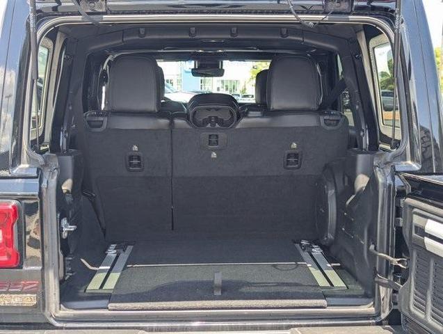 Photo of 2021 Black Clearcoat Jeep Wrangler Unlimited
