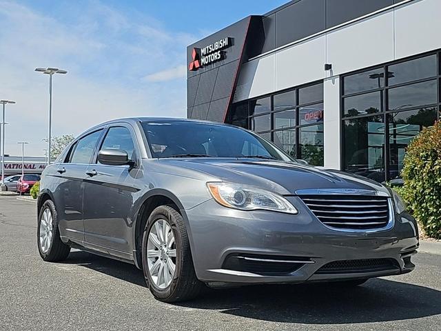 2013 Chrysler 200