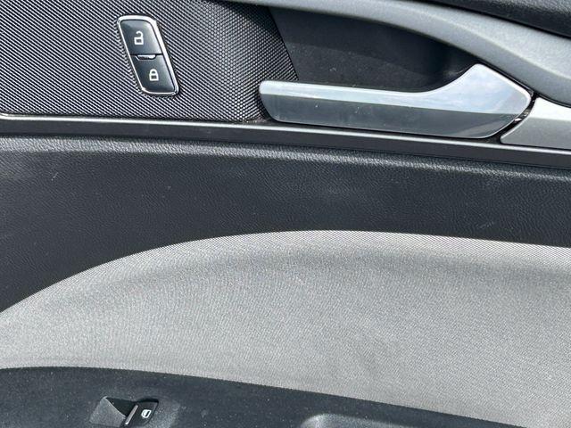 Photo of 2016 Shadow Black Ford Fusion