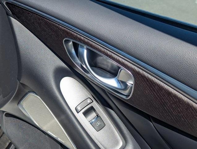 Photo of 2022 Midnight Black INFINITI Q50