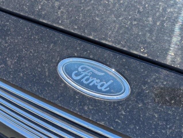 Photo of 2018 Shadow Black Ford Focus