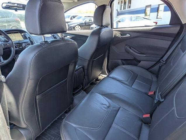 Photo of 2018 Shadow Black Ford Focus