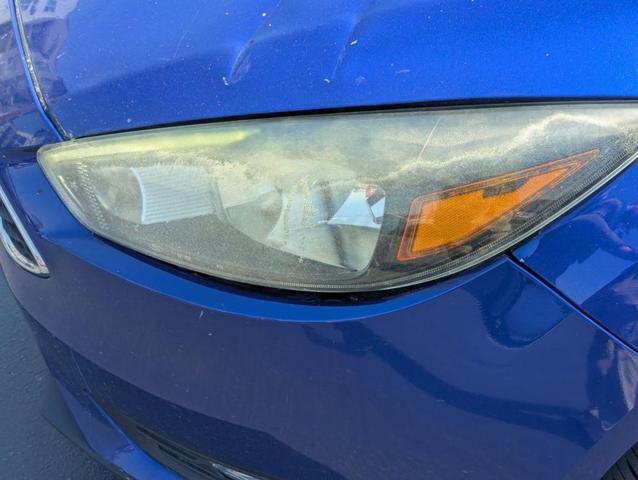 Photo of 2015 Blue Ford Focus