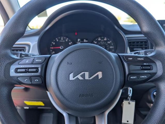 Photo of 2023 Currant Red Kia Rio
