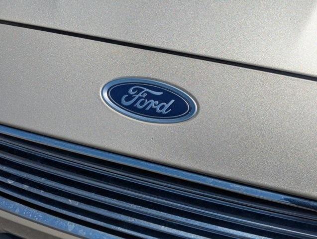 Photo of 2018 White Gold Ford Fusion