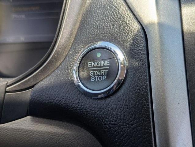 Photo of 2018 White Gold Ford Fusion