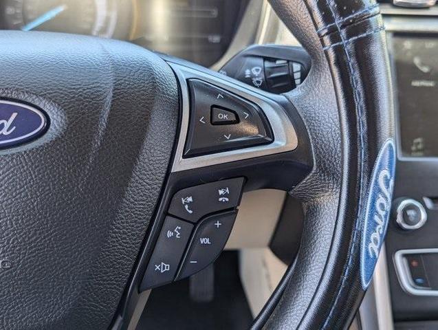 Photo of 2018 White Gold Ford Fusion