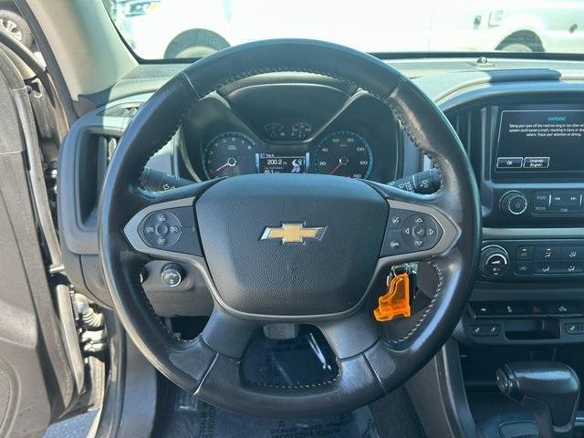 Photo of 2017 Cyber Gray Metallic Chevrolet Colorado