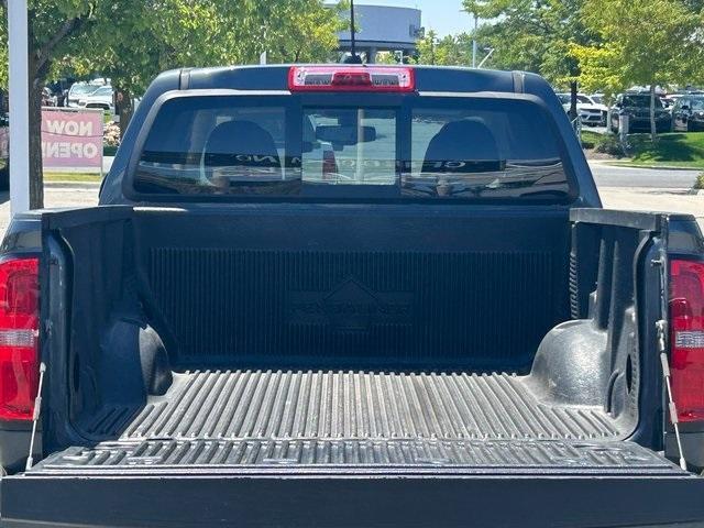 Photo of 2017 Cyber Gray Metallic Chevrolet Colorado