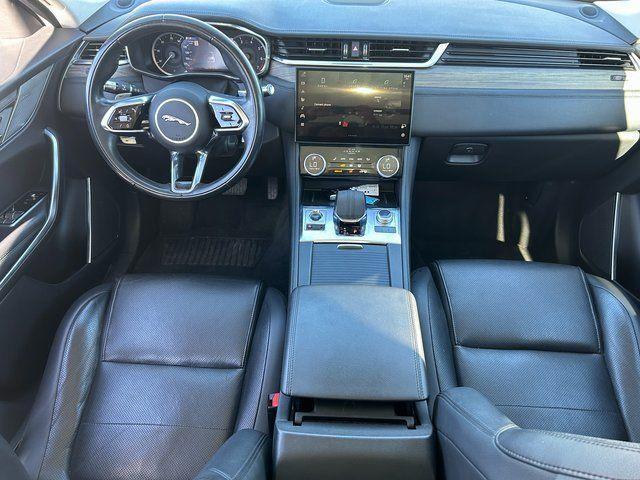 Photo of 2022 Fuji White Jaguar F-PACE
