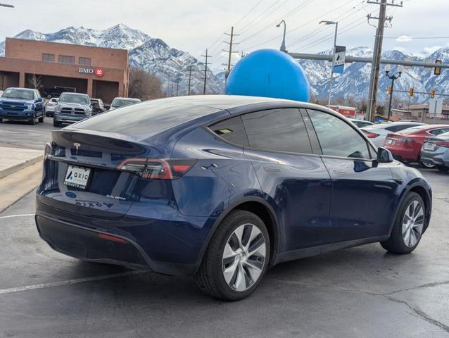 Photo of 2021 Blue Tesla Model Y