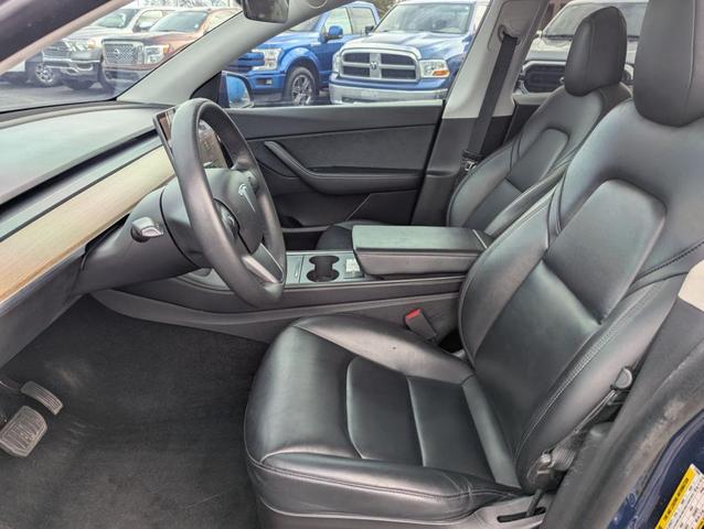 Photo of 2021 Blue Tesla Model Y