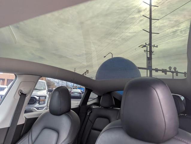 Photo of 2021 Blue Tesla Model Y