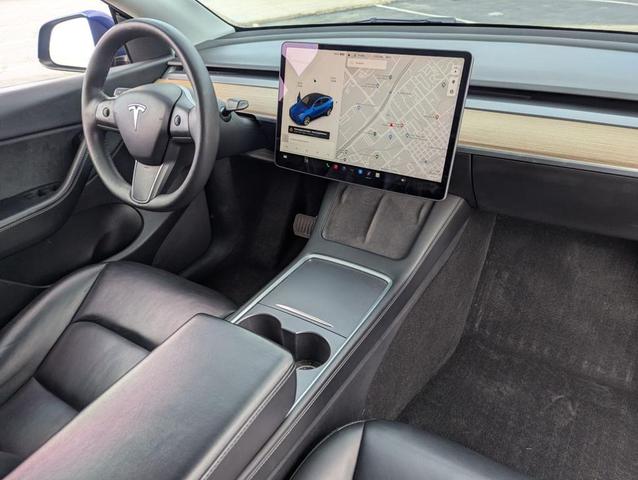 Photo of 2021 Blue Tesla Model Y