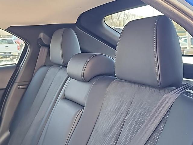 Photo of 2025 Lightning Blue Mitsubishi Eclipse Cross