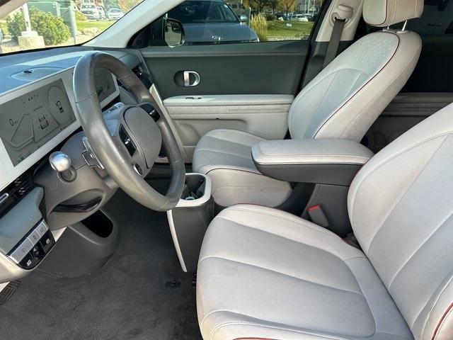 Photo of 2022 Gray Hyundai IONIQ 5