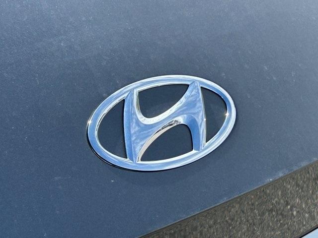 Photo of 2022 Gray Hyundai IONIQ 5