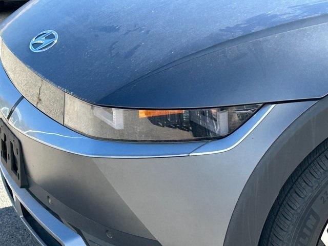 Photo of 2022 Gray Hyundai IONIQ 5