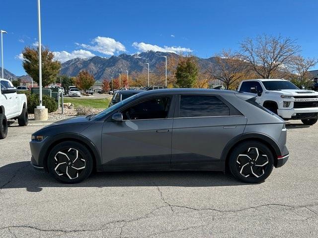 Photo of 2022 Gray Hyundai IONIQ 5