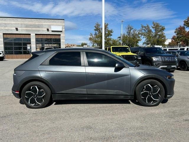Photo of 2022 Gray Hyundai IONIQ 5