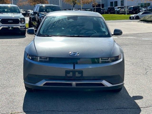Photo of 2022 Gray Hyundai IONIQ 5