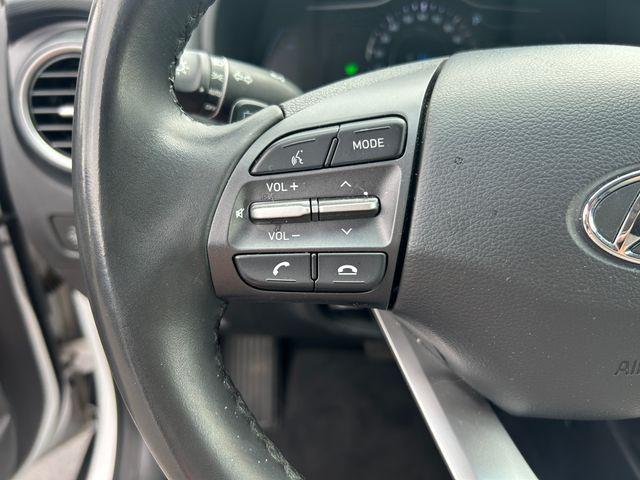 Photo of 2021 Lunar White Hyundai KONA EV