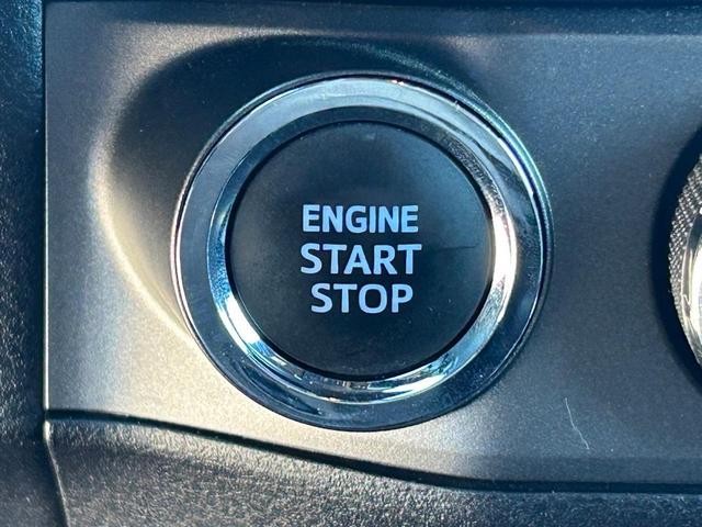 Photo of 2022 Silver Toyota Tacoma