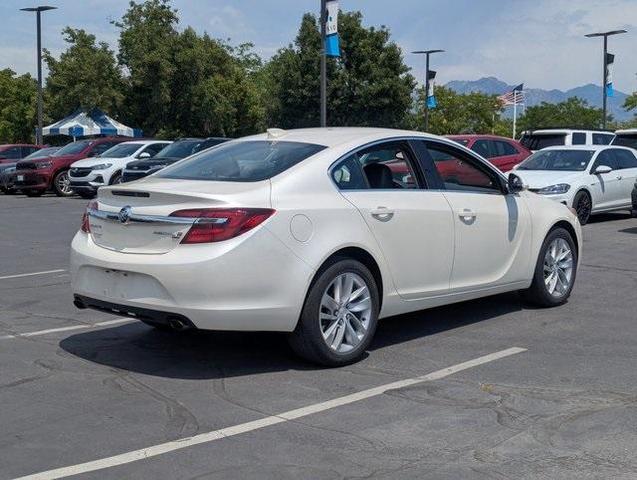 Photo of 2015 White Diamond Tri-Coat Buick Regal