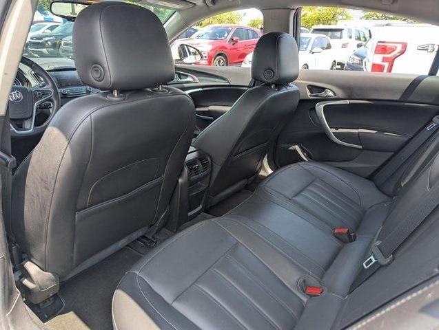 Photo of 2015 White Diamond Tri-Coat Buick Regal