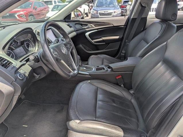 Photo of 2015 White Diamond Tri-Coat Buick Regal