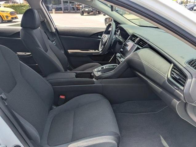 Photo of 2021 White Honda Insight