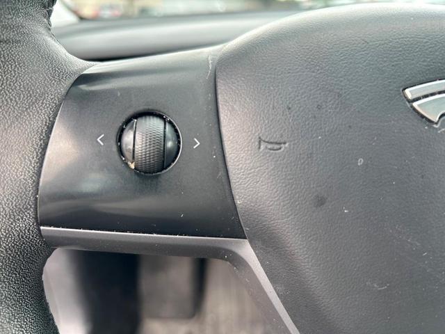 Photo of 2020 Gray Tesla Model 3