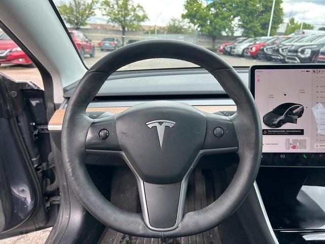 Photo of 2020 Gray Tesla Model 3