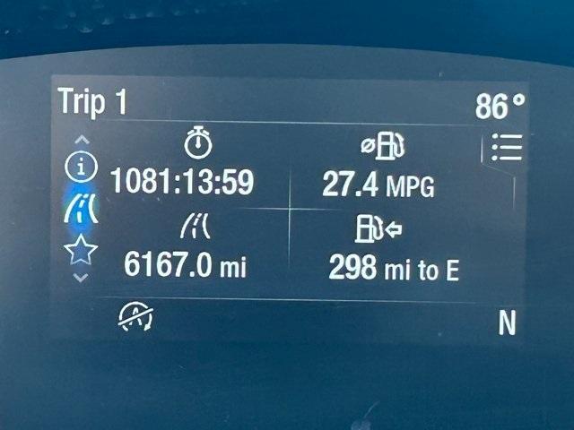 Photo of 2021 Oxford White Ford Escape