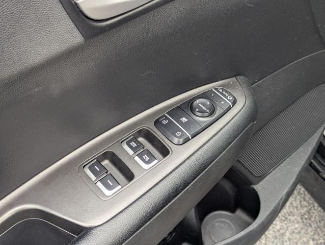 Photo of 2016 Ebony Black Kia Optima