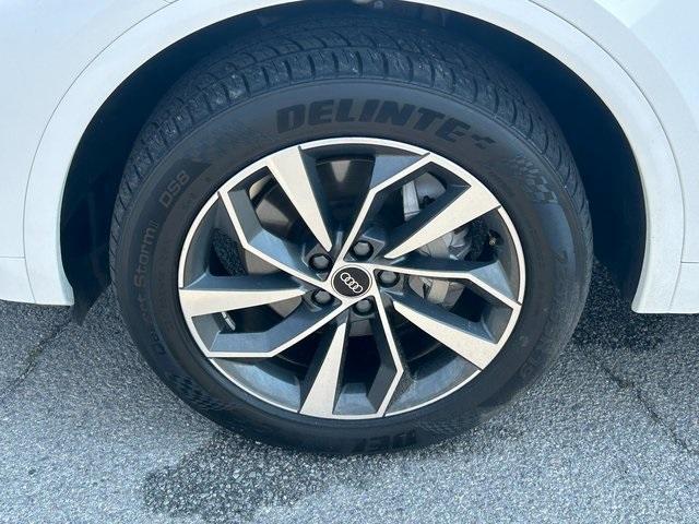 Photo of 2023 Ibis White Audi Q5