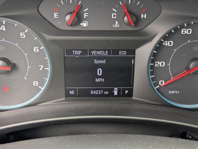 Photo of 2022 Silver Ice Metallic Chevrolet Equinox