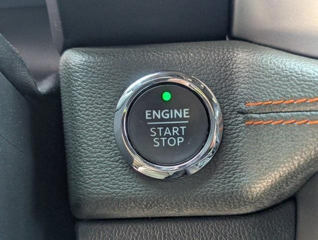 Photo of 2022 White Ford Expedition