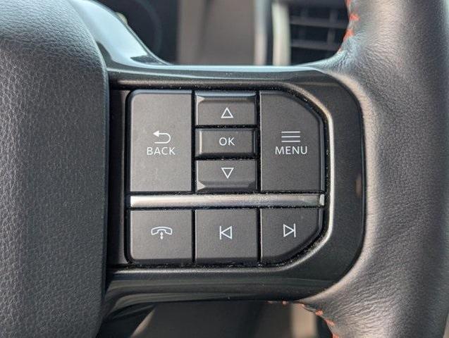 Photo of 2022 White Ford Expedition