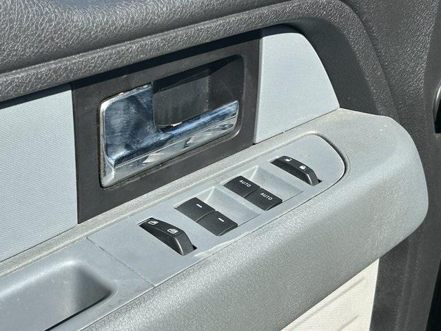Photo of 2014 Tuxedo Black Metallic Ford F-150