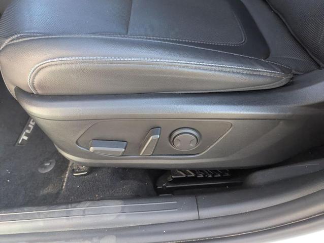 Photo of 2023 Serenity White Pearl Hyundai TUCSON