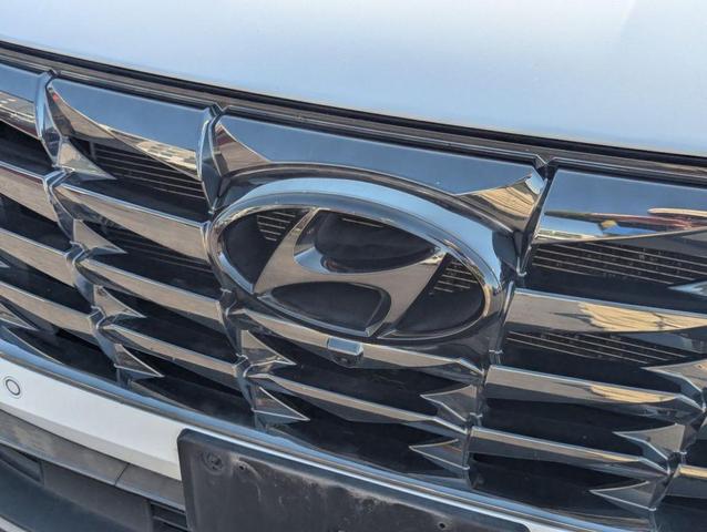 Photo of 2023 Serenity White Pearl Hyundai TUCSON